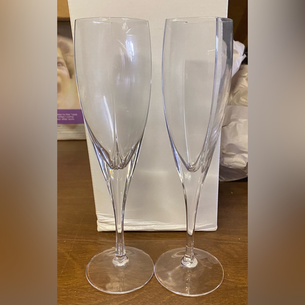 Mikasa set of flutes